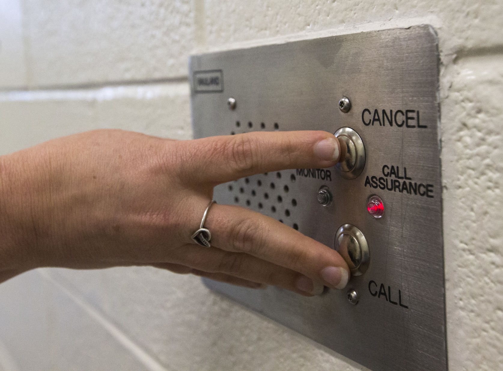 Help Button.JPG